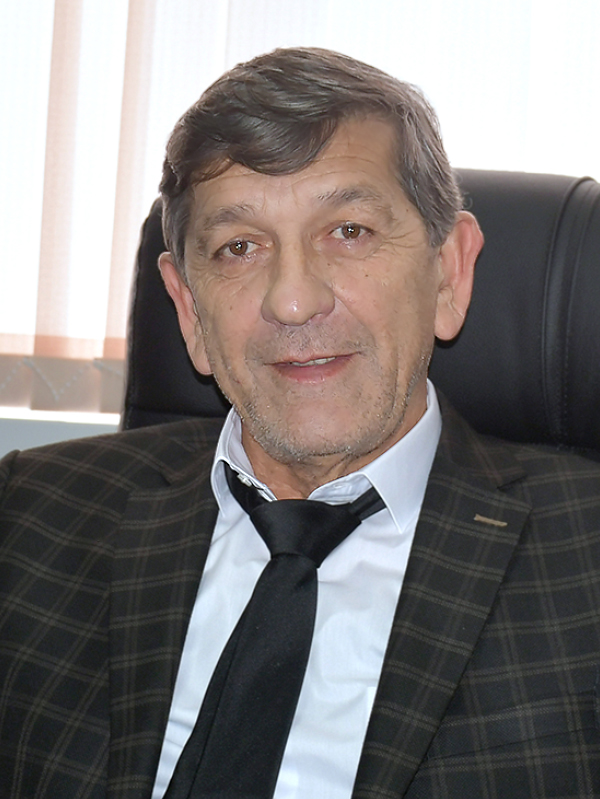 Джамбулатов Умар Хамзатович.